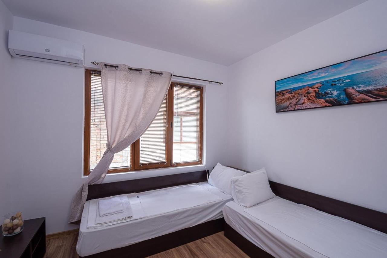 Къща За Гости Димови Sozopol Bagian luar foto